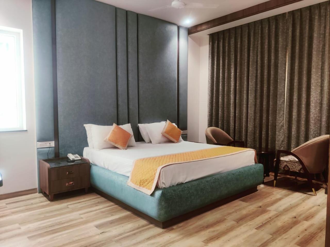 Nirvana Grand Hotel & Resort Gaya Dış mekan fotoğraf